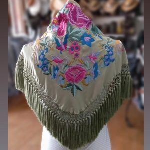 MANTÓN TRIANGULAR MARIPOSO VERDE